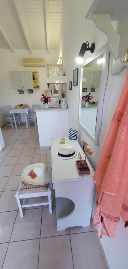 Aphrodite Studios & Apt With Pool Lakka  Ngoại thất bức ảnh